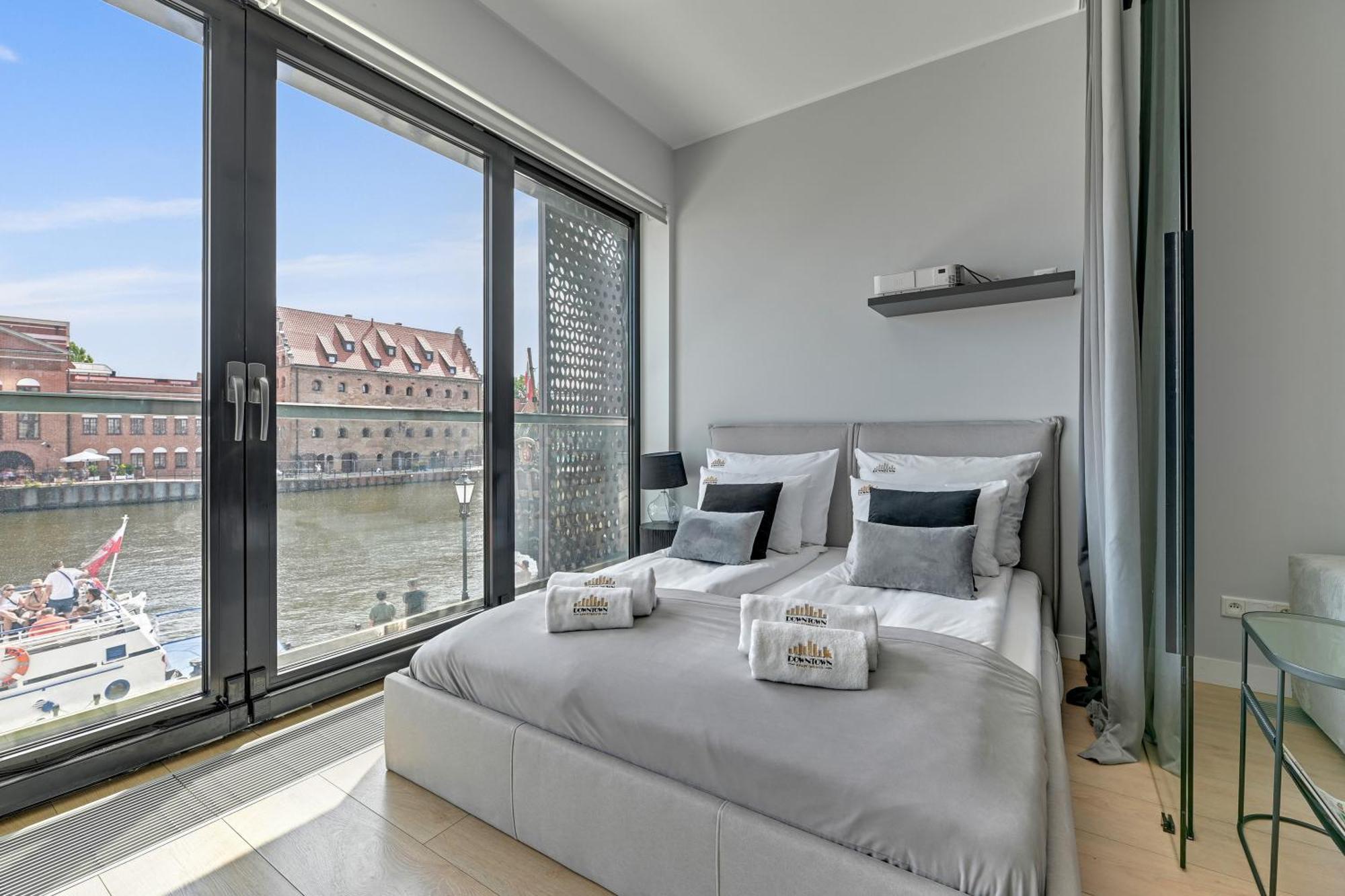Symfonia Amazing River View Apartment By Downtown Apartments Gdaňsk Exteriér fotografie